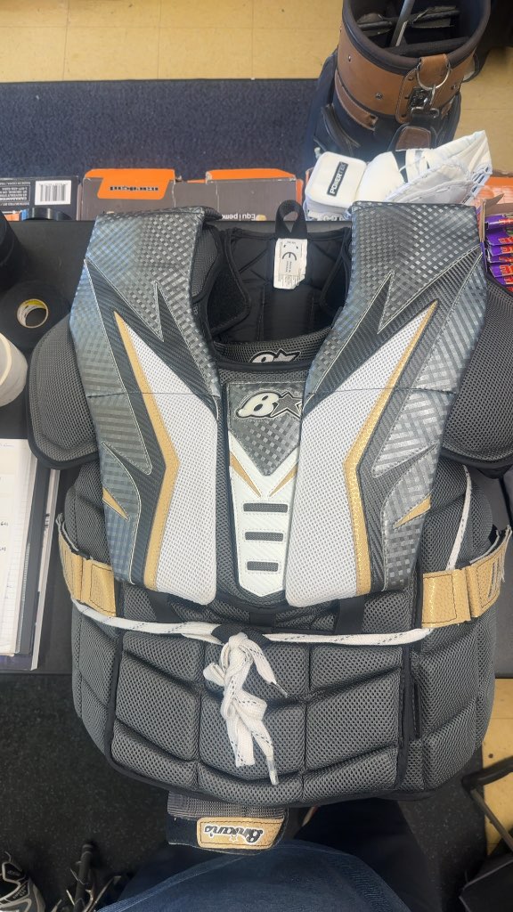 Brian's Goalie Chest Protector Medium Grey/White/Gold Used Optik 2