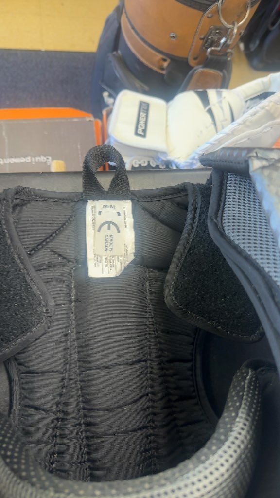 Brian's Goalie Chest Protector Medium Grey/White/Gold Used Optik 2