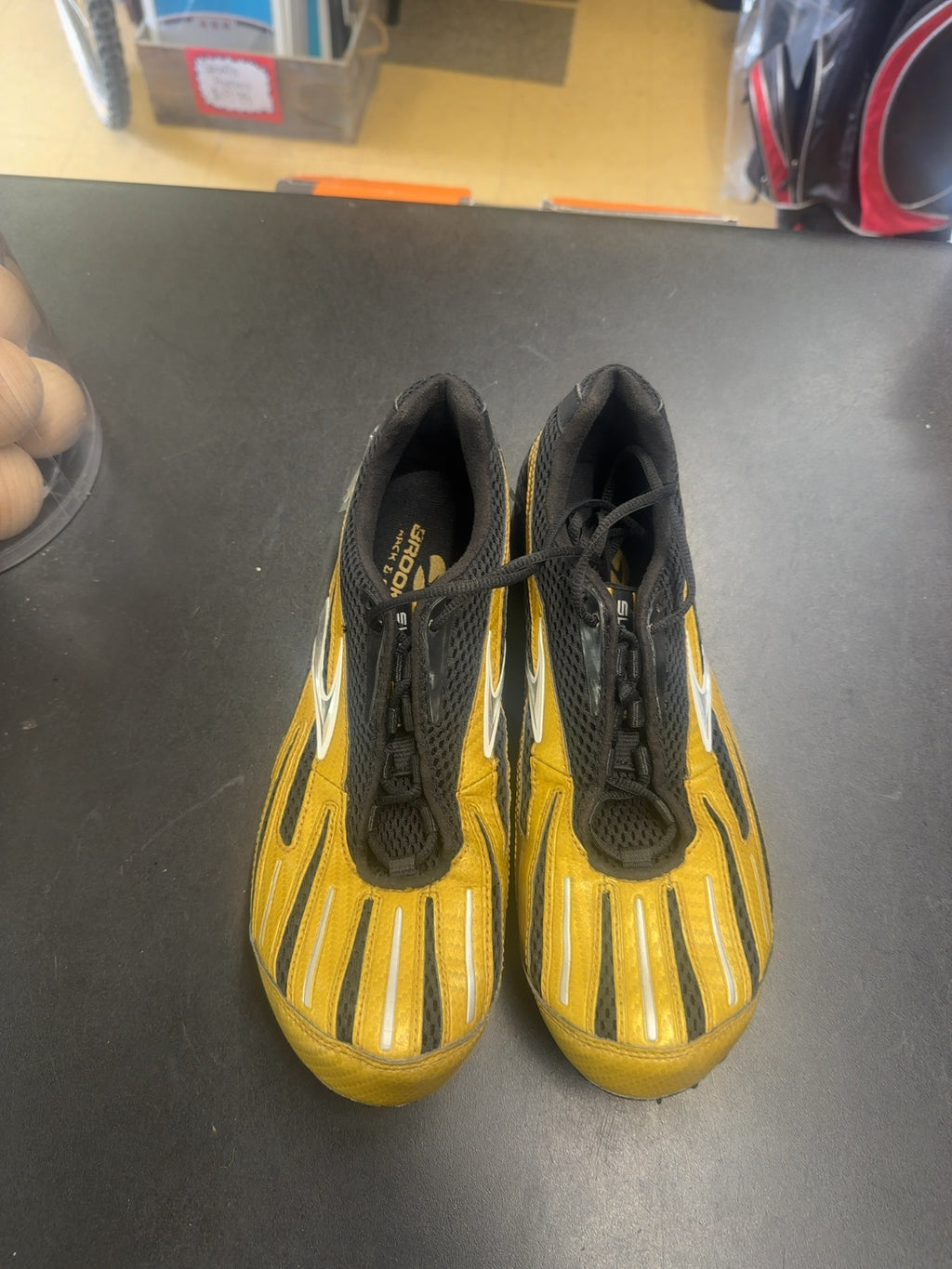 Brooks Surge Track Spikes - Size 10.5