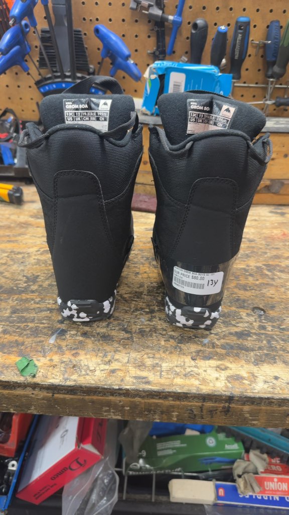 Burton Snowboard Boots Grom BOA Black Good Condition Size 13C