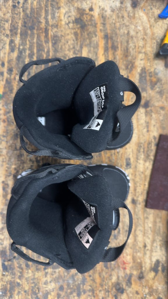 Burton Snowboard Boots Grom BOA Black Good Condition Size 13C