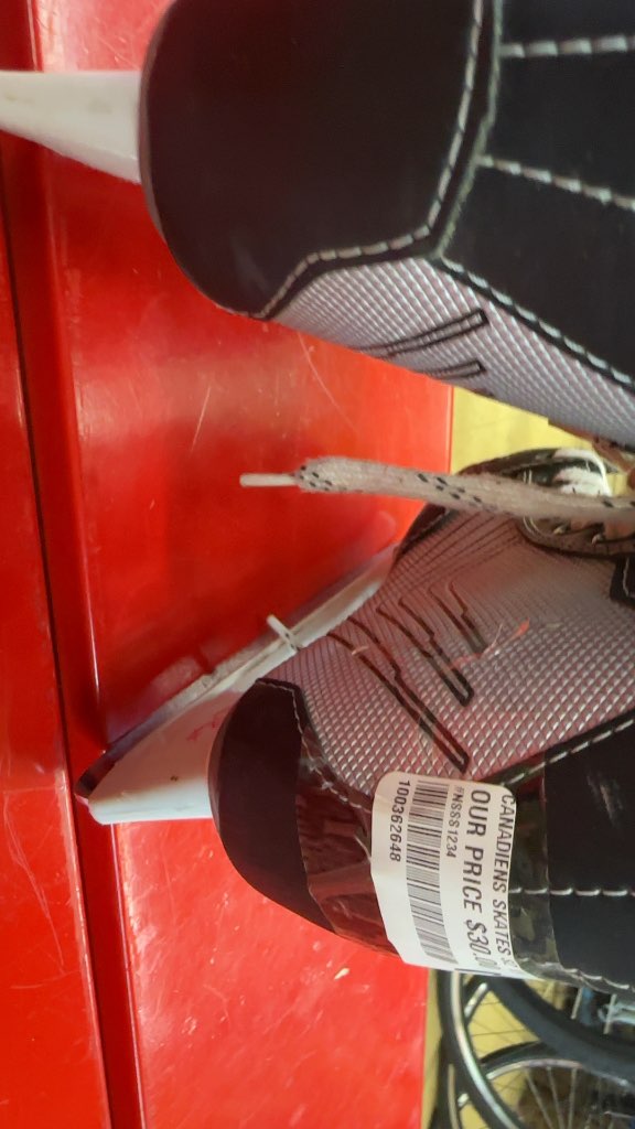 Canadien Ice Hockey Skates Used Size 12