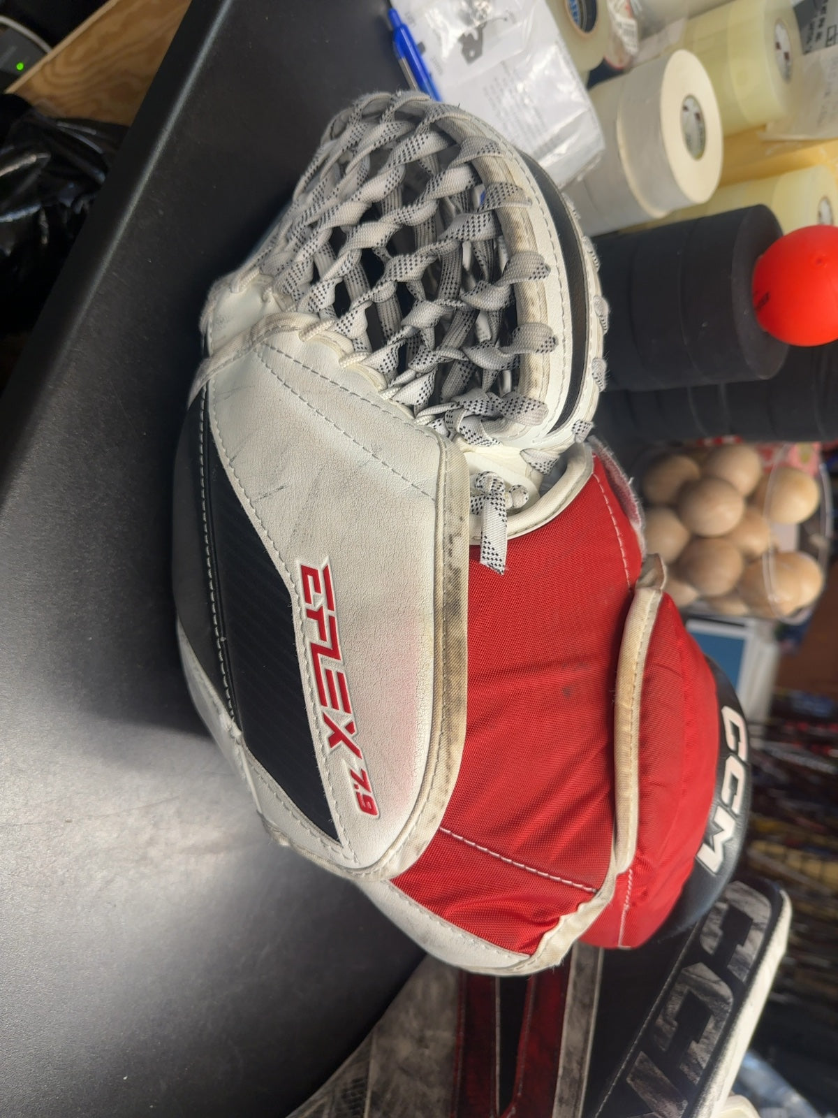 CCM EFlex 7.9 Intermediate Goalie Catcher & Blocker Set
