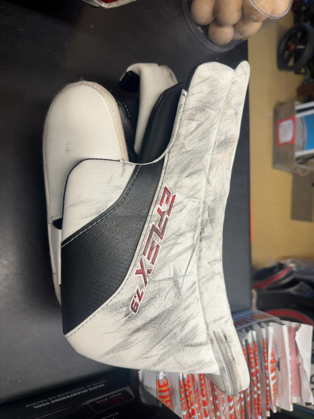 CCM EFlex 7.9 Intermediate Goalie Catcher & Blocker Set