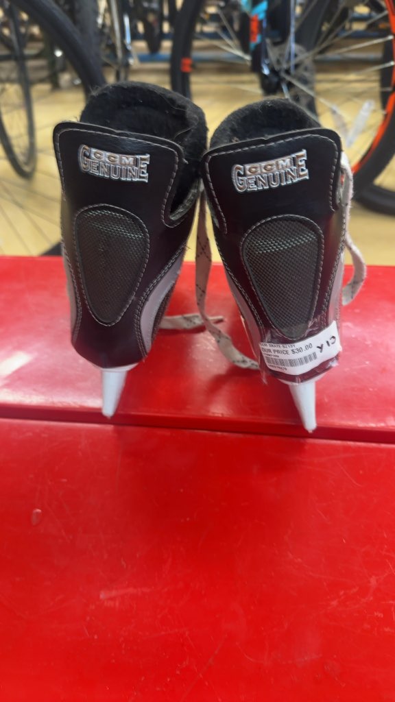 CCM Genuine Youth Hockey Skates Used Size 13Y