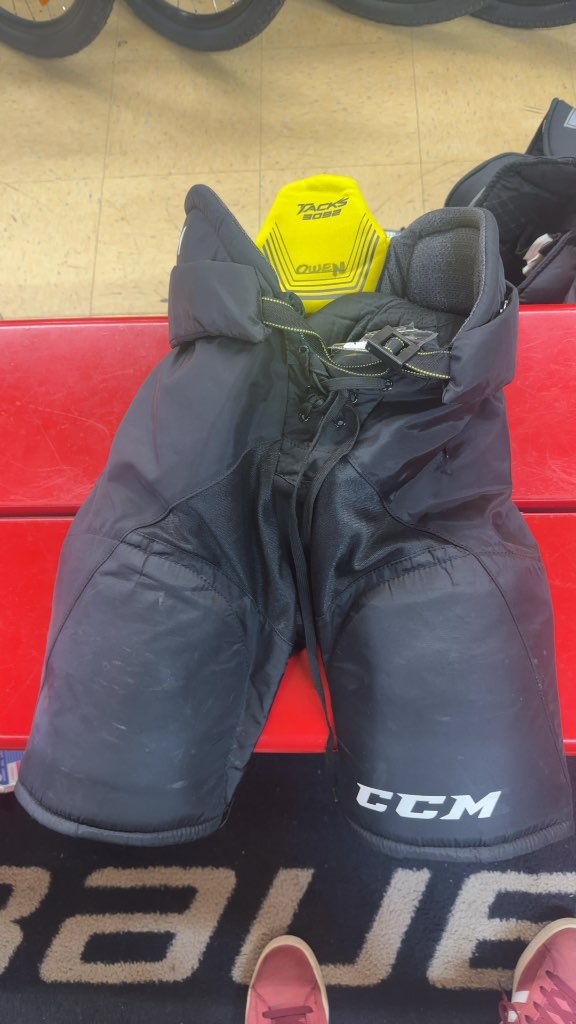 CCM Hockey Pants Tacks 3092 Black Used