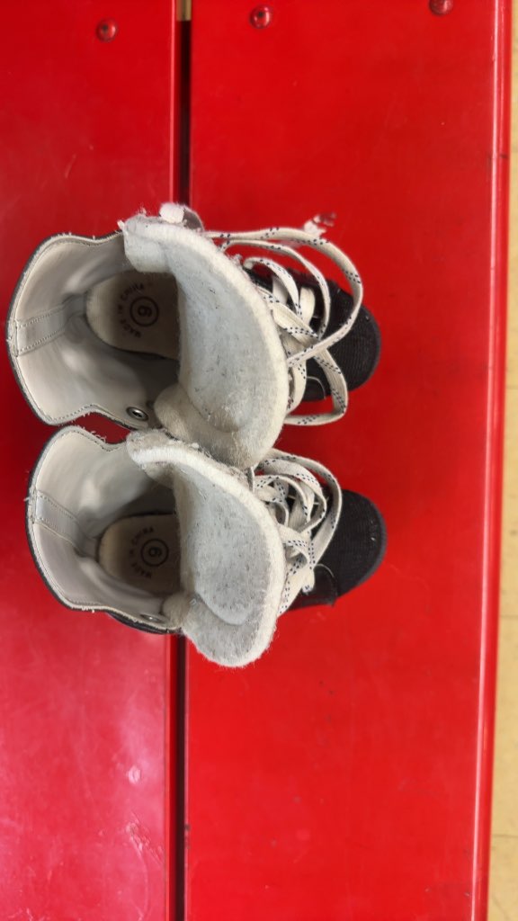 CCM Hockey Skates Champion 90 Youth Size 9Y Used