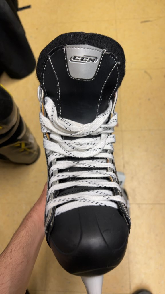 CCM Hockey Skates Custom 01 Size 6