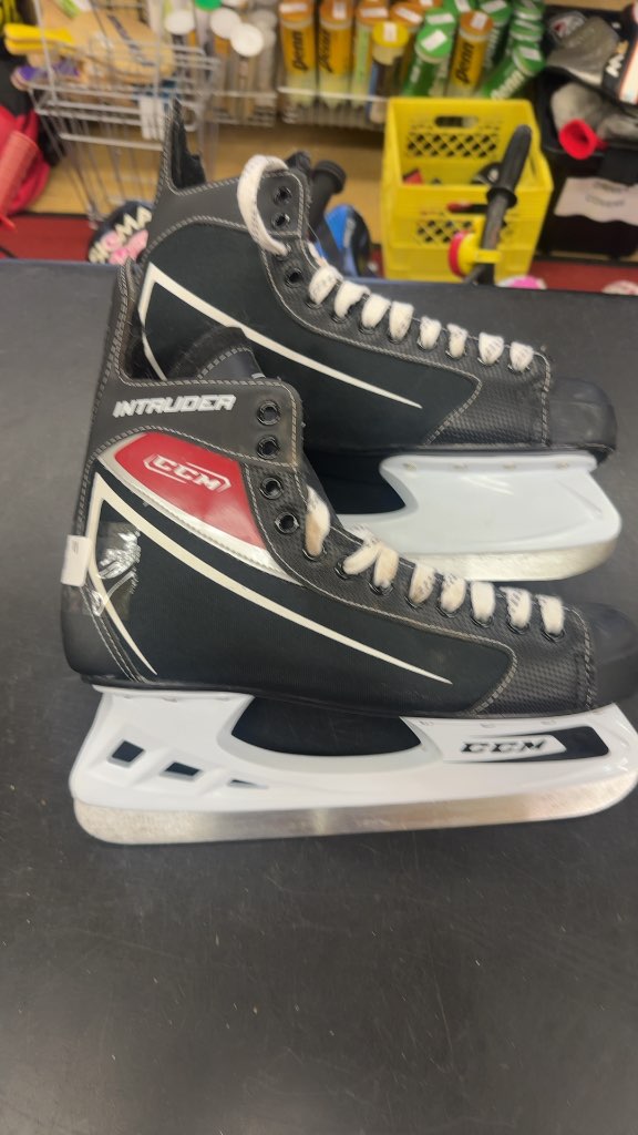 CCM Hockey Skates Intruder Black Used Size 11