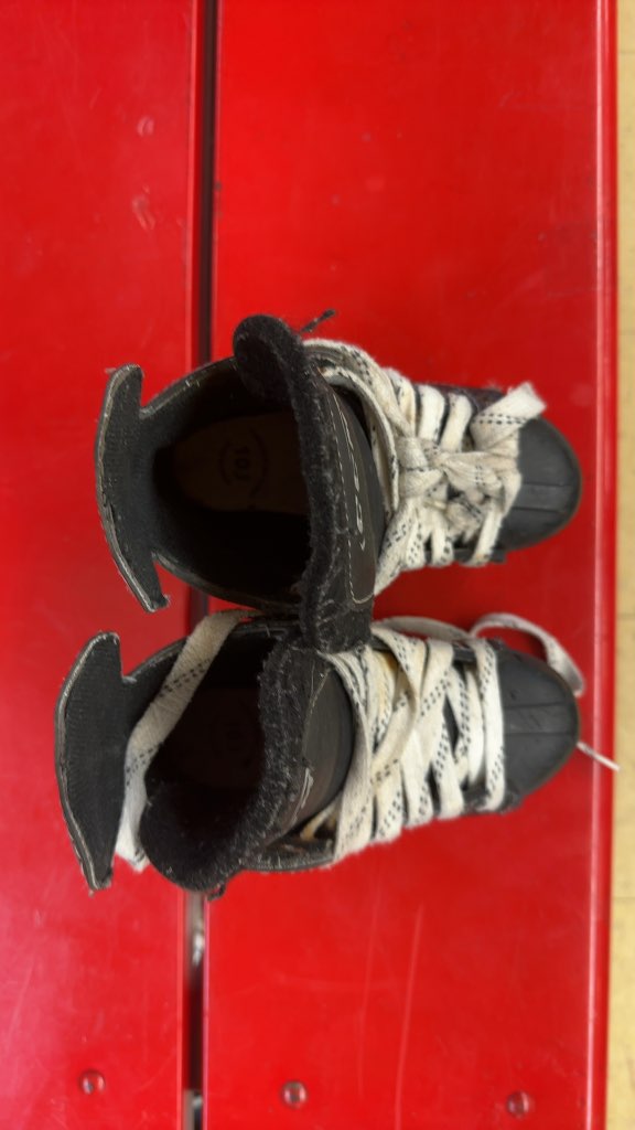 CCM Hockey Skates Intruder Youth Used Size 10Y