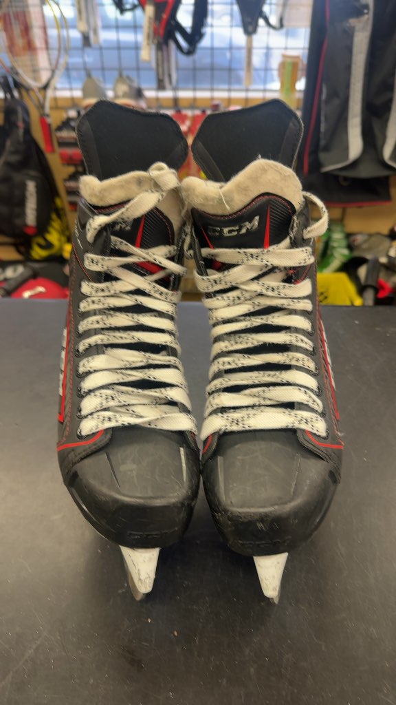 CCM Hockey Skates JetSpeed FT360 Used Size 5