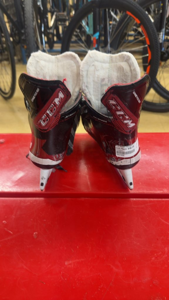 CCM Hockey Skates JetSpeed Used Size 2