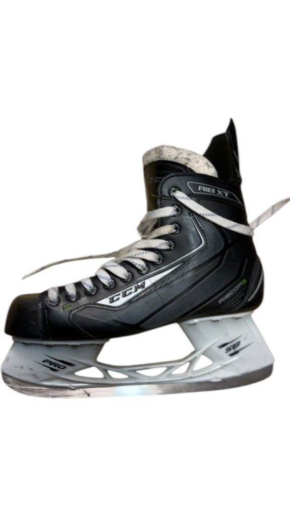 CCM Hockey Skates Ribcor XT Size 9