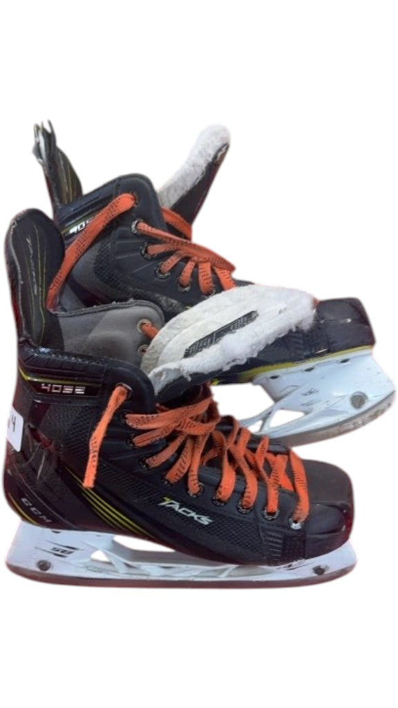 CCM Hockey Skates Tacks 4052 Used Size 4