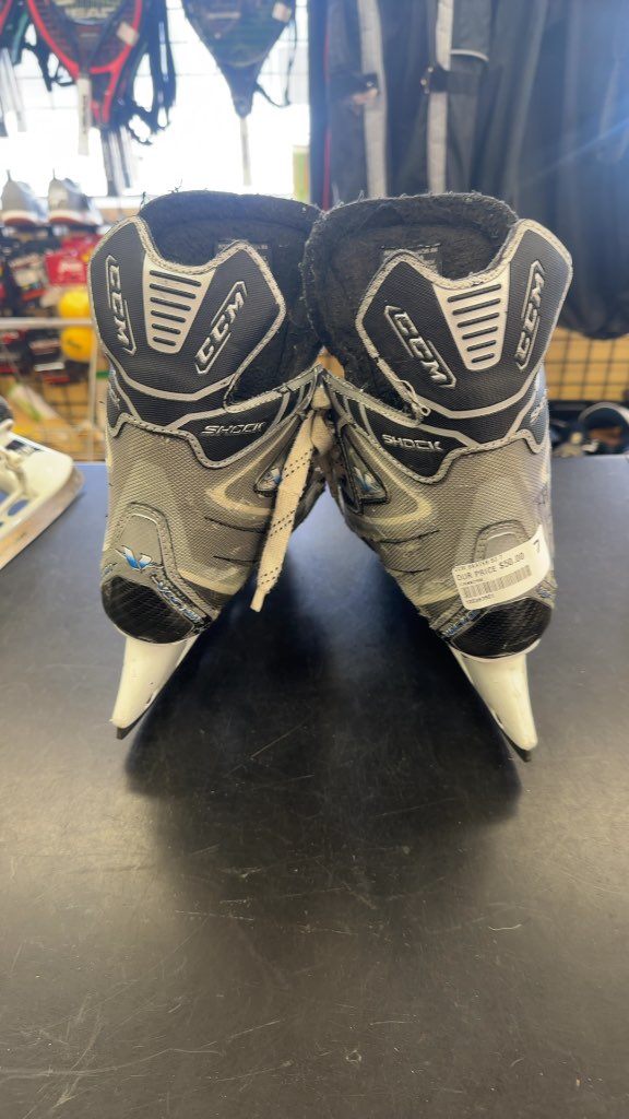 CCM Hockey Skates Vector Shock Used Size 7