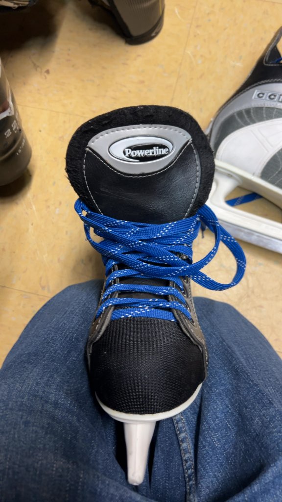 CCM Ice Skates Powerline Size 8