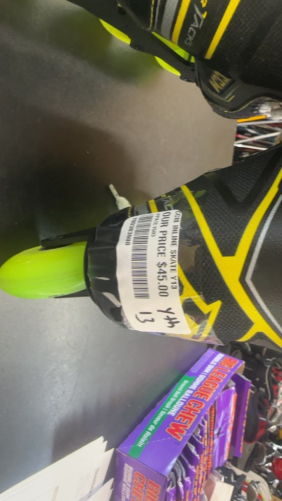 CCM Inline Skates Super Tacks 9350 R Used Youth 13 with Labeda grippers