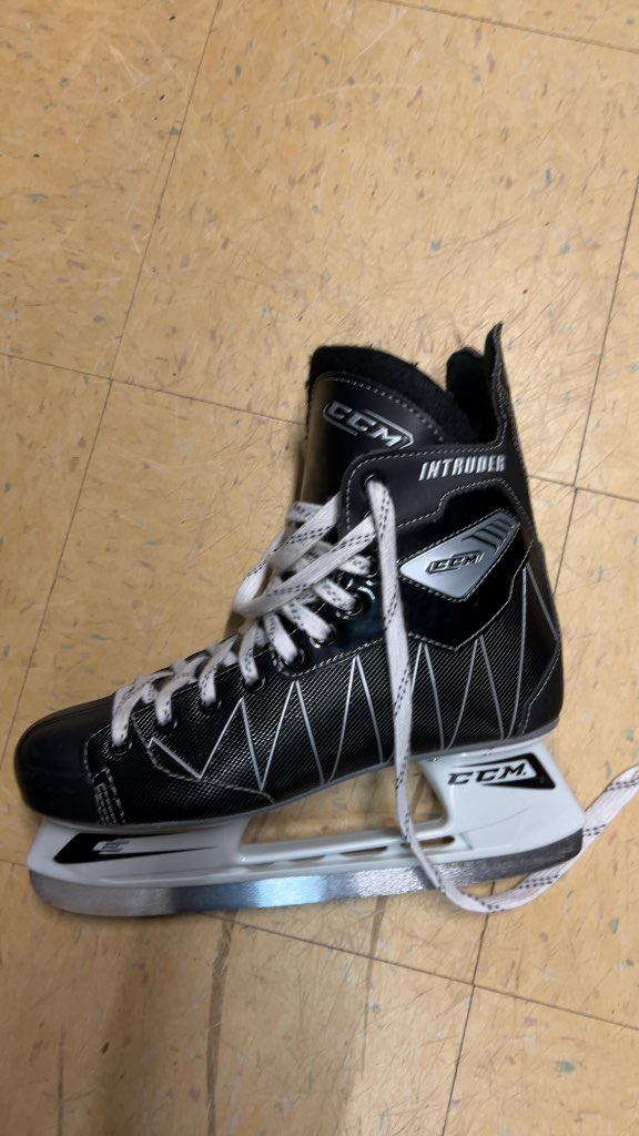 CCM Intruder Hockey Skates Size 10