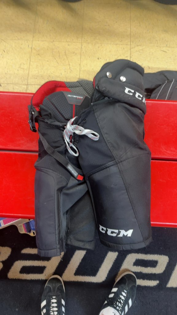 CCM JetSpeed FT1 Junior Hockey Pants Black Used Junior Large