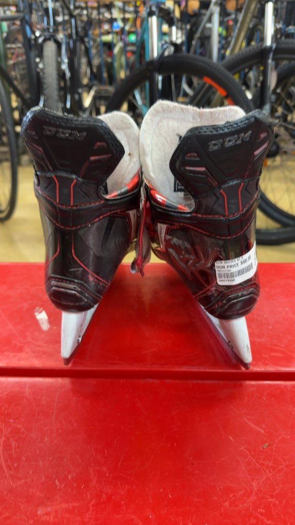 CCM JetSpeed Hockey Skates Used Size 3