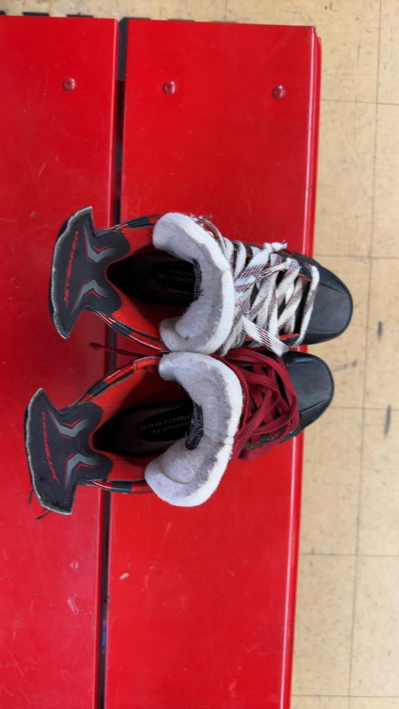 CCM JetSpeed Hockey Skates Used Size 3
