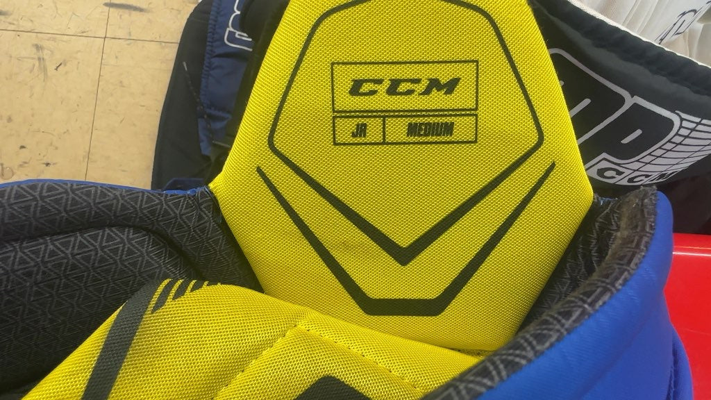 CCM Tacks 9060 Hockey Pants Burnaby Junior Islanders Used Junior Medium