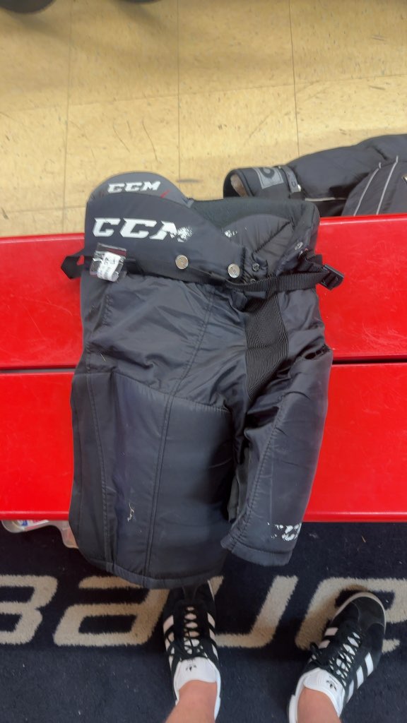 CCM Tacks Hockey Pants Junior Large Used Black