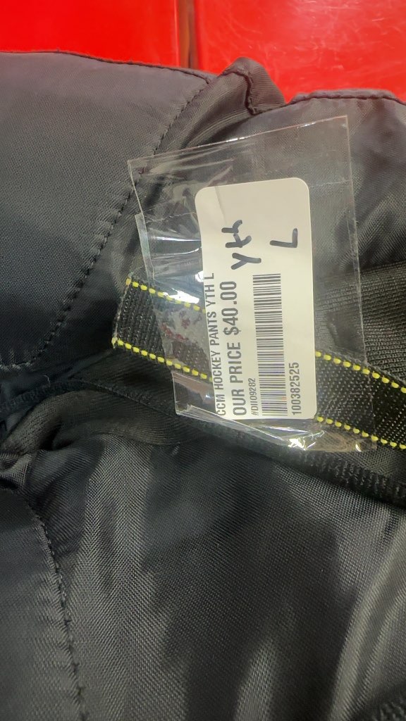 CCM Tacks Hockey Pants Youth Large Black Used