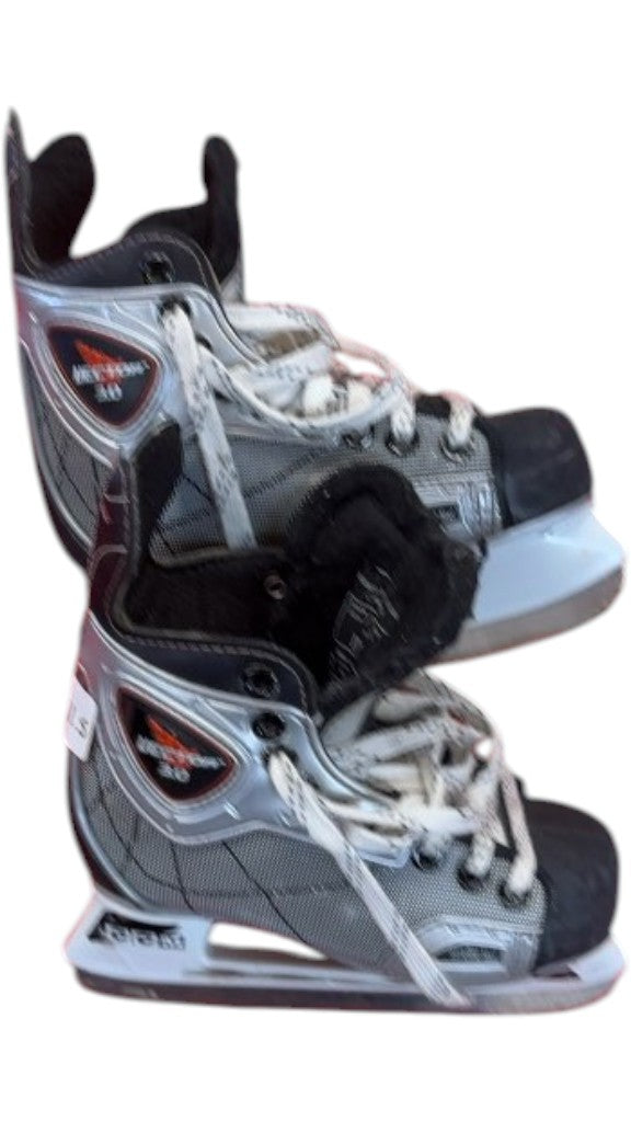 CCM Vector 3.0 Youth Ice Hockey Skates Used Size 11.5Y
