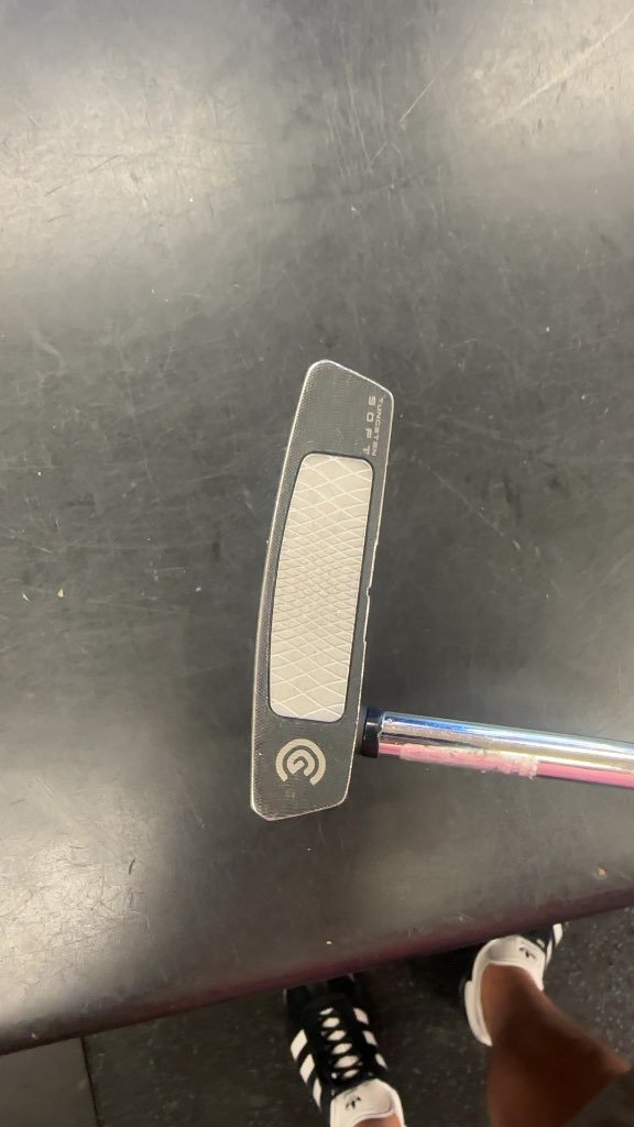 Cleveland Frontline Elite Elevado Mallet Putter - Good Condition