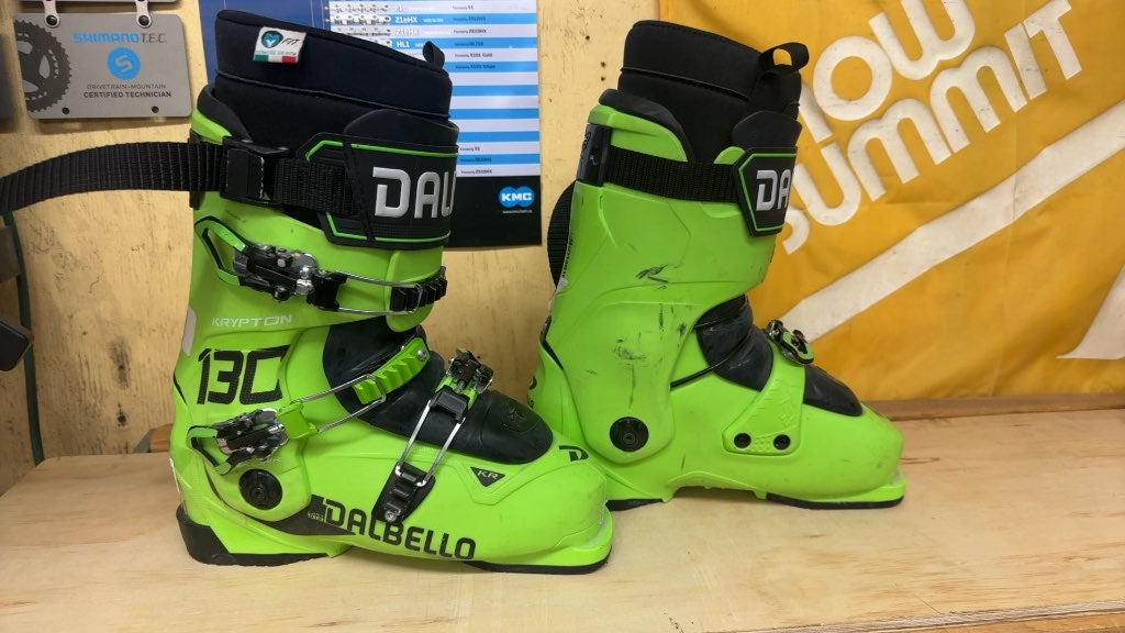 Dalbello Krypton 130 Ski Boots Lime Green Used Size 26.5