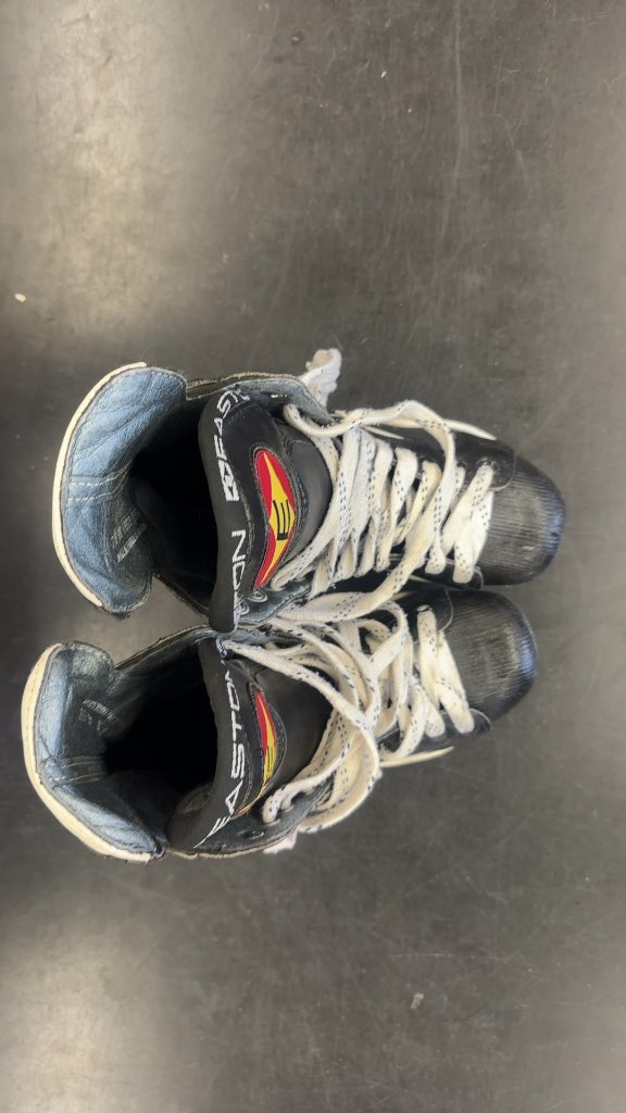 Easton Air Ice Hockey Skates Used