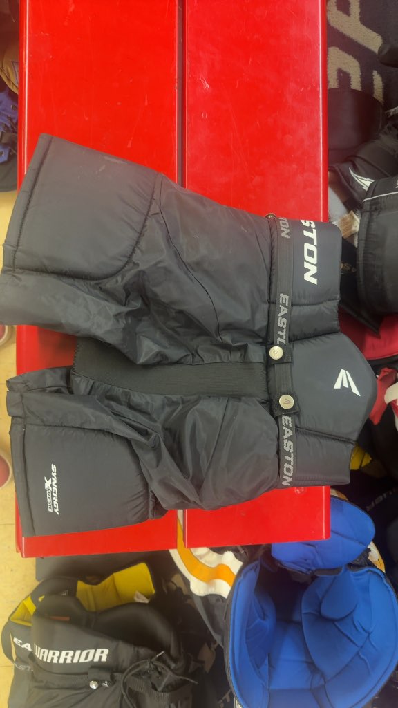 Easton Hockey Pants Synergy X-Treme Youth XL Black Good Condition