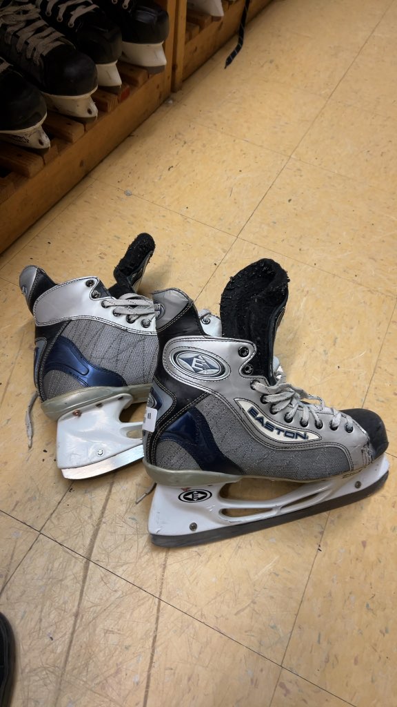 Easton Hockey Skates Ultra Comp Size 11