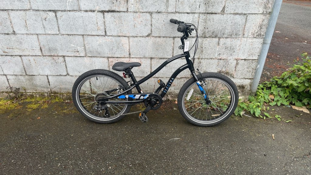 Electra Kids' Cruiser Bike 20" Black/Blue Excellent Condition