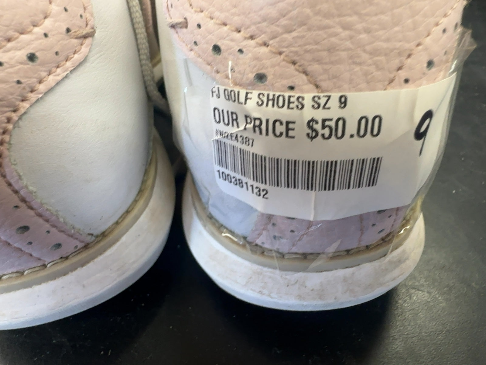 FootJoy Women's Wingtip Golf Shoes - White/Pink - Size 9