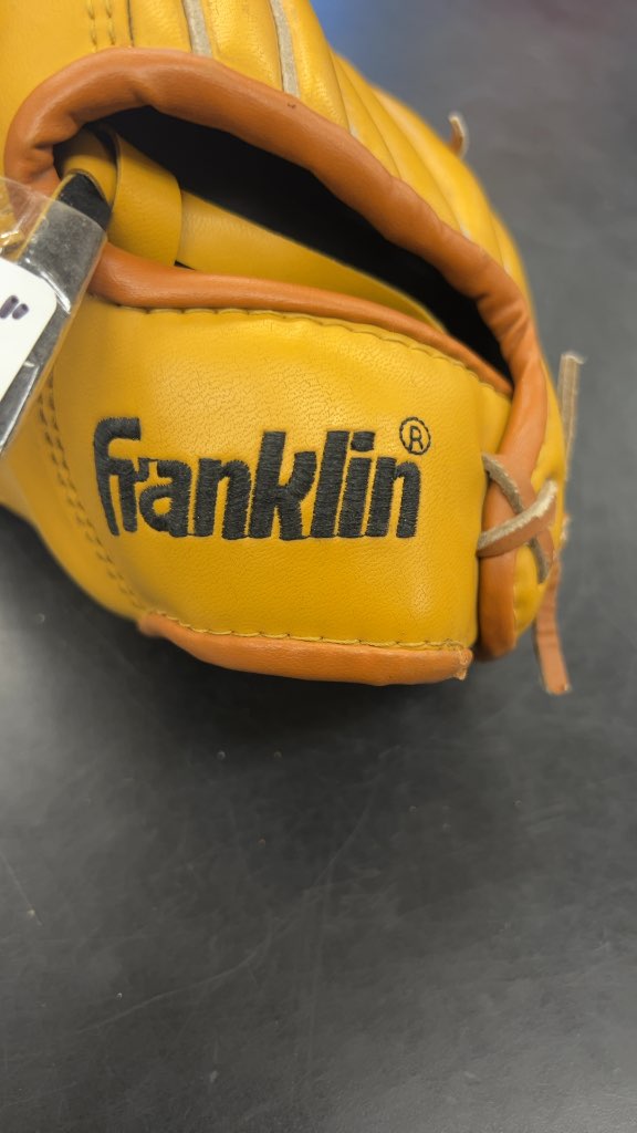 Franklin Baseball Glove Fieldmaster Series Yellow Good Condition 10"