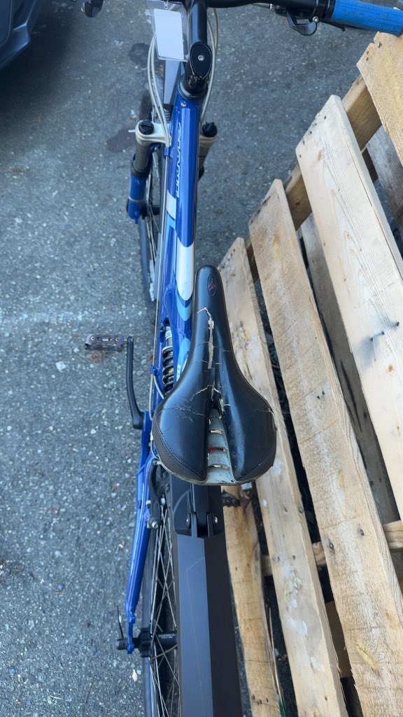 Giant Warp DS Full Suspension Mountain Bike