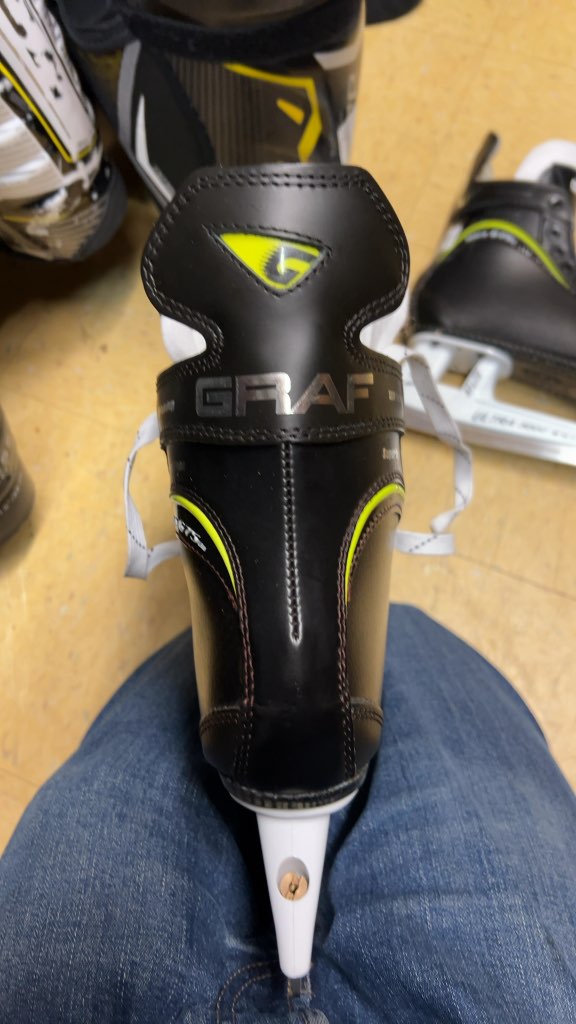 Graf Hockey Skates Ultra G75 SR Excellent Condition Size 8