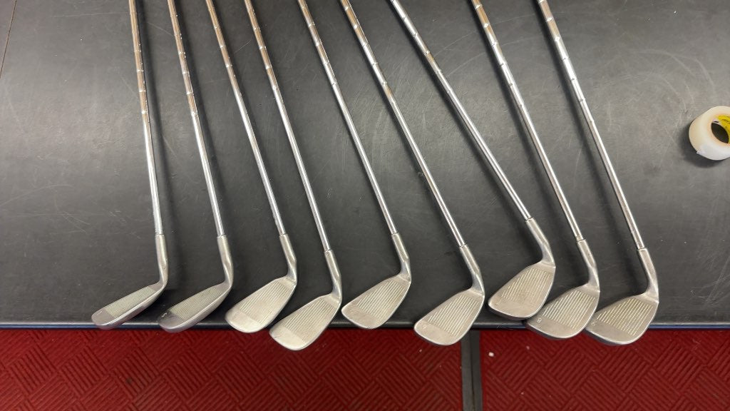 Gull Wing Iron Golf Club Set 3-9 S L Regular Flex Used