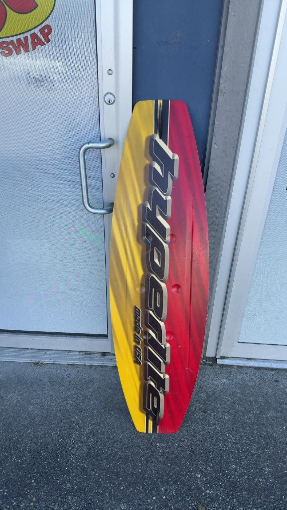 Hyperlite Fluid 137 Shaun Murray Wakeboard with Bindings - Used - 137cm