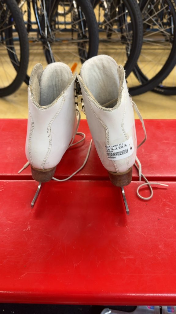 Jackson Figure Skates Mark IV White Used Size 4
