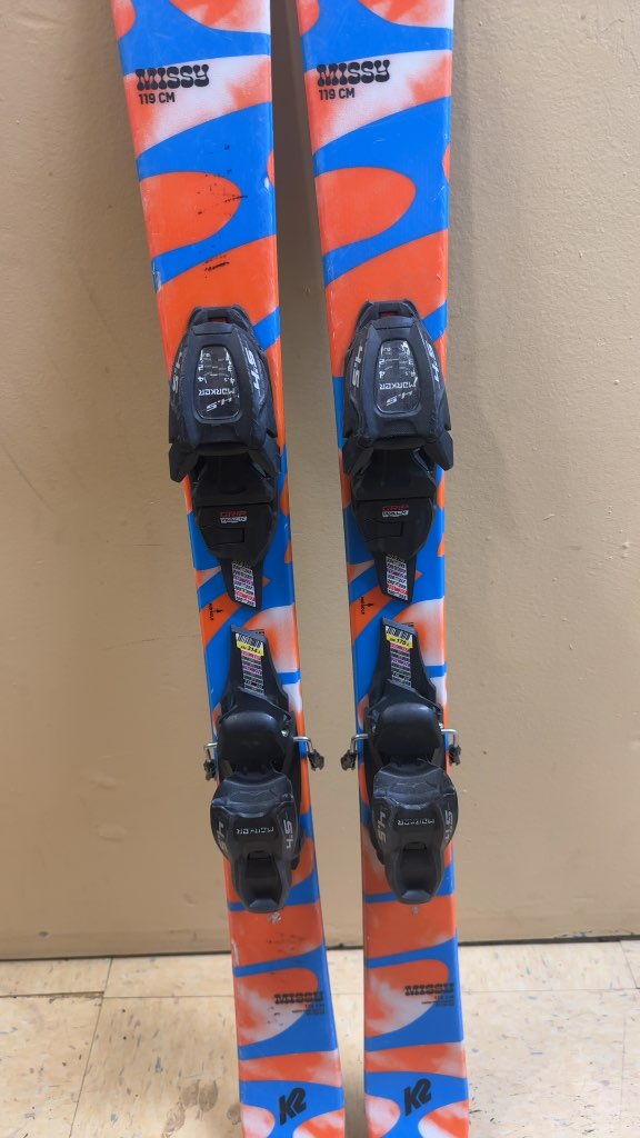 K2 Missy Girls' Skis with Marker Bindings Used 119 cm