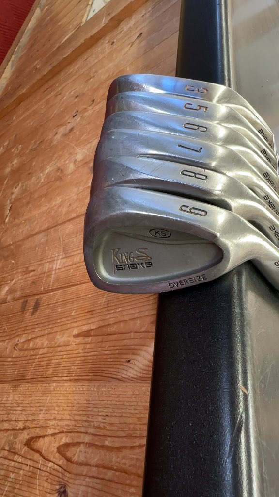 King Snake Iron Set Oversize Graphite Regular Flex Used 3, 5-9