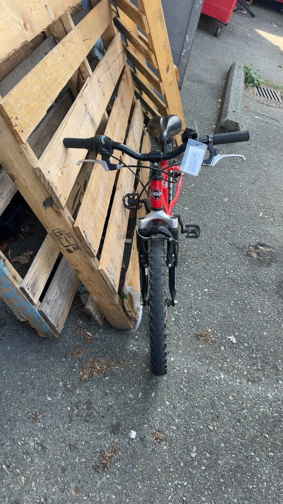Kona Makena 20" Kids' Mountain Bike