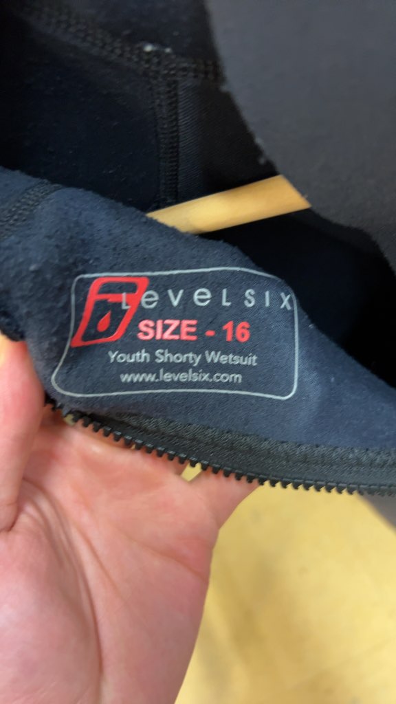 Level Six Youth Shorty Wetsuit Grey/Black Excellent Used Condition Size 16