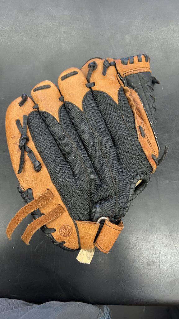 Louisville Slugger Baseball Glove Genesis 1884 Series 12"