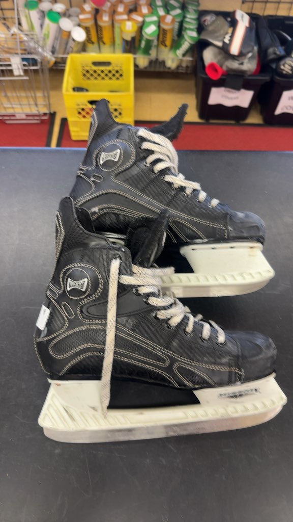 Mission Hockey Skates Used Size 9