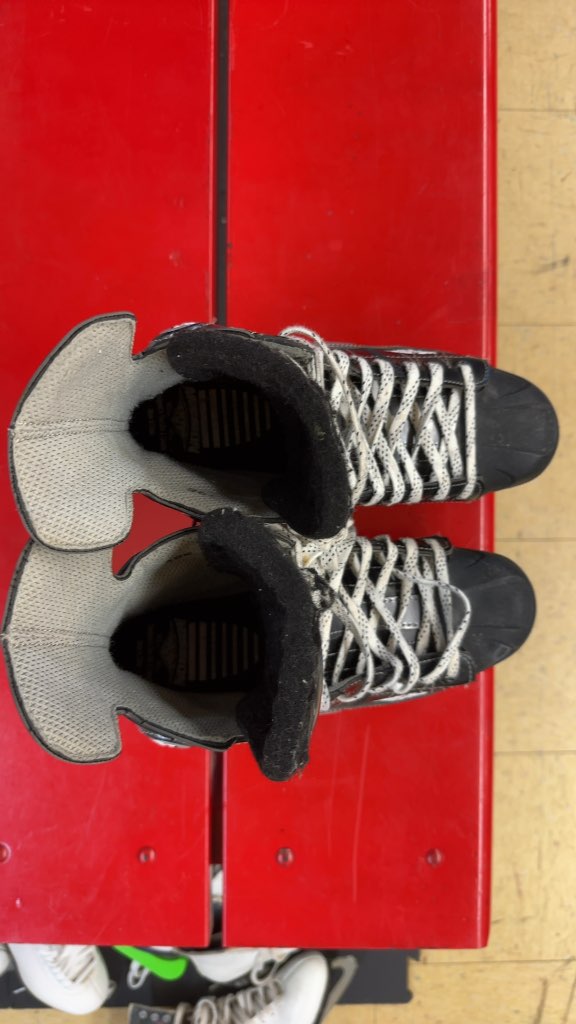 Mission Ice Hockey Skates Pure Used Size 10