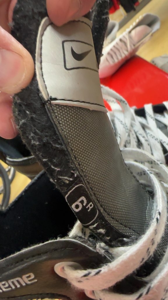 Nike Bauer Ice Hockey Skates Supreme Pro Used Size 6R